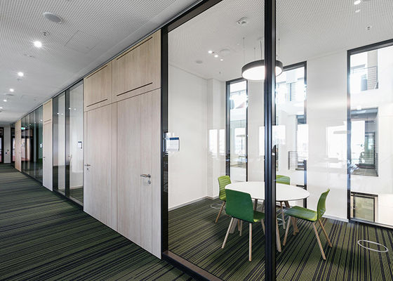 Strong Steel Keel With 3mm Aluminum Frameless Office Wall Partition Demountable With Blinds And Door