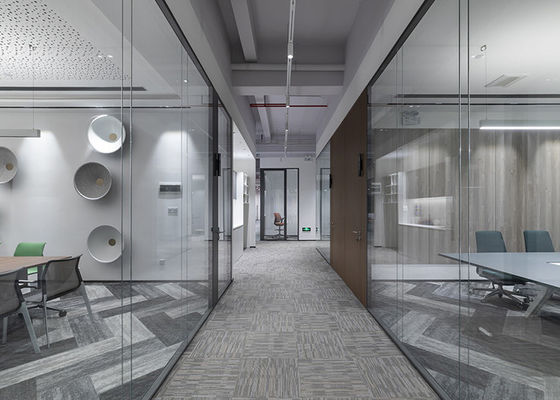 Low Maintenance Office Glass Partition Walls Perfect For Meeting Rooms Sound Insulation