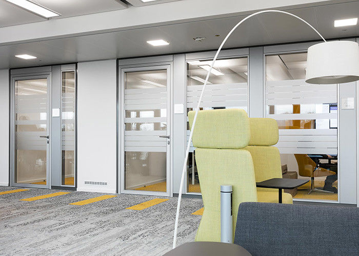 Durable Provides Private And Quiet Meeting Space 90mm Aluminum Glass Frame Clear Partition Wall