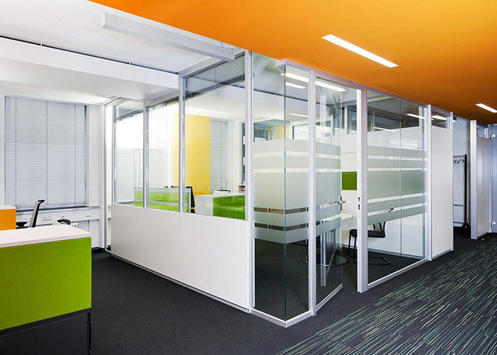 Demountable Partition wall Office Modern solid with transparent glass customizated size